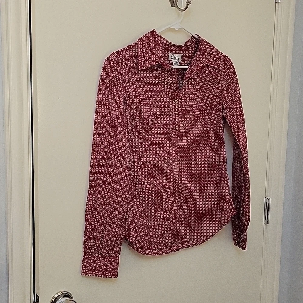 LILLY PULITZER Geometric Long Sleeve Brass Half Button Down Shirt